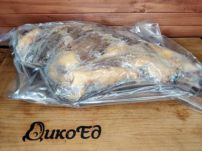 Превью Сыровяленый окорок кабана на кости (хамон)