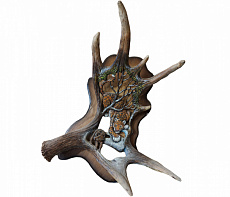 Рог лося с леопардом